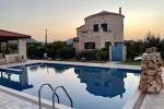 ΚΑΤΟΙΚΙΑ ΠΙΣΙΝΑ